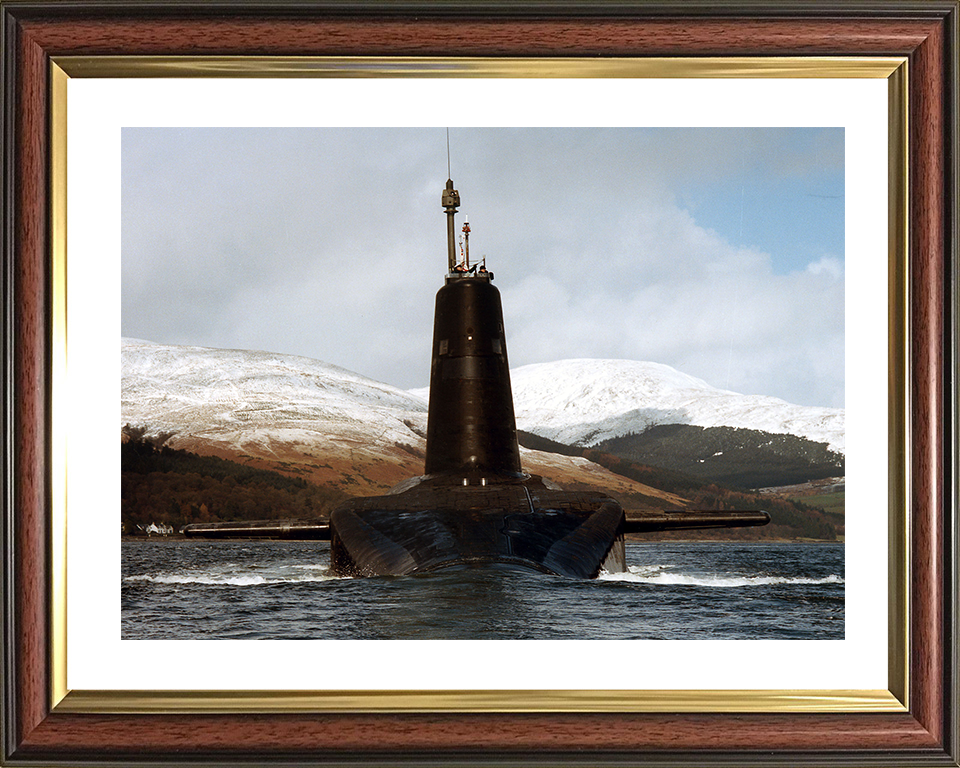 HMS Vanguard (S28) Photo Print - Loch Long 1997 - Royal Navy Vanguard Class Submarine Hampshire Prints 10 x 8 Classic Frame Yes