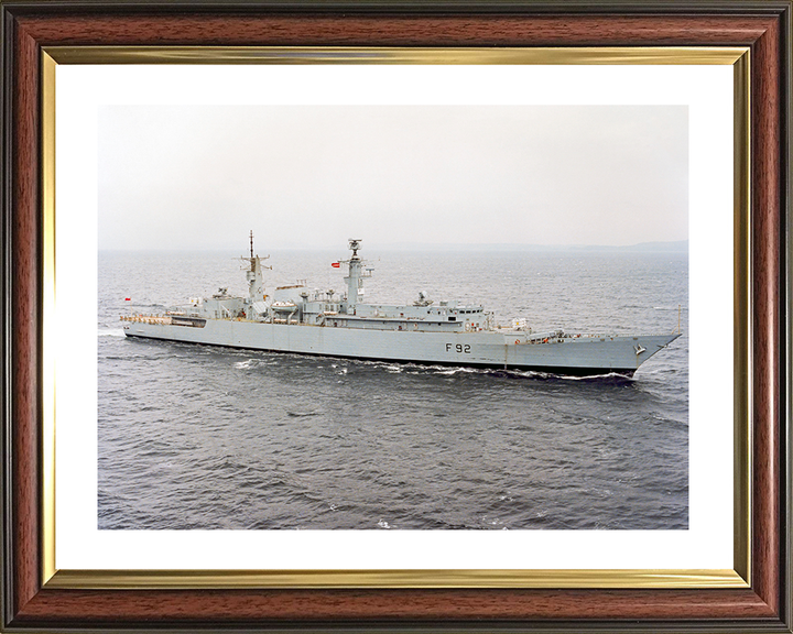 HMS Boxer (F92) Royal Navy Type 22 Frigate Underway Photo Print Wall Art Decor Posters, Prints, & Visual Artwork Hampshire Prints 10 x 8 Classic Frame Yes