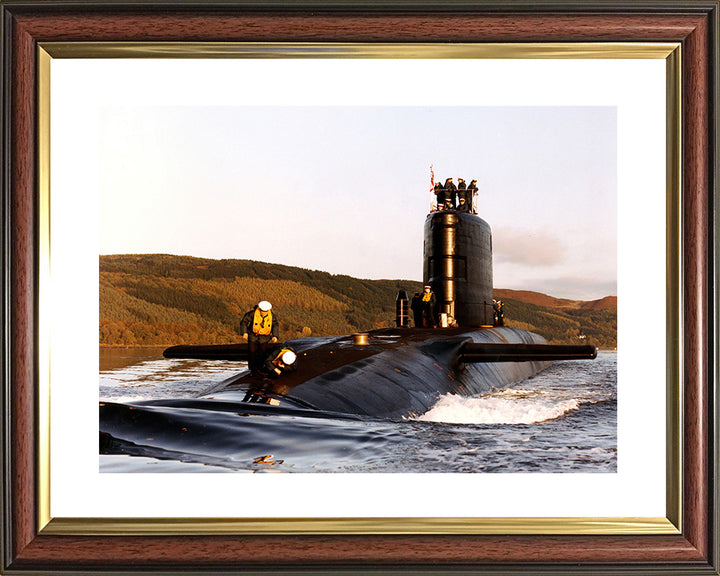 HMS Resolution S22 Royal Navy Resolution class Submarine Photo Print or Framed Print - Hampshire Prints