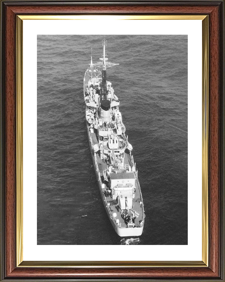 HMS Chequers (R61) Royal Navy C Class Destroyer From Above Photo Print Wall Art Decor Posters, Prints, & Visual Artwork Hampshire Prints 10 x 8 Classic Frame Yes