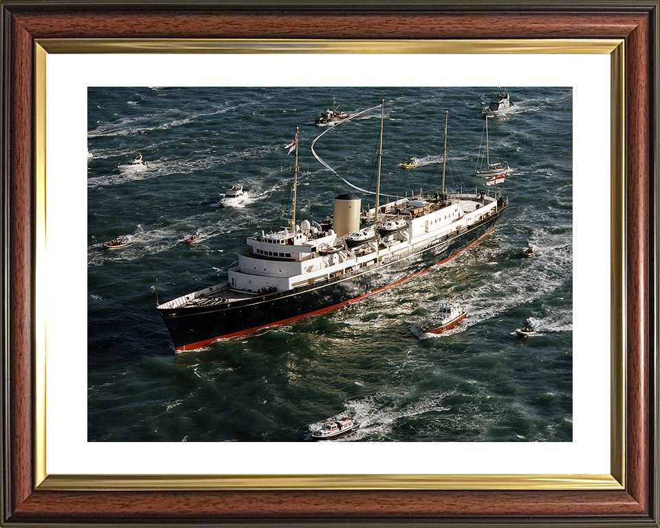 HMY Britannia Photo Print - Paying Off - Royal Navy - Royal Yacht Posters, Prints, & Visual Artwork Hampshire Prints 10 x 8 Classic Frame Yes