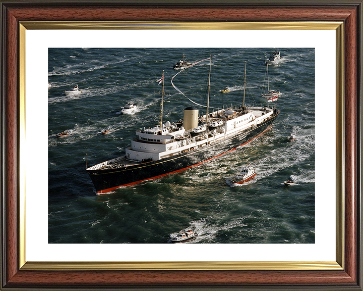 HMY Britannia Photo Print - Paying Off - Royal Navy - Royal Yacht Posters, Prints, & Visual Artwork Hampshire Prints 10 x 8 Classic Frame Yes