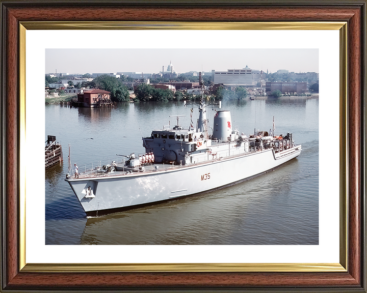 HMS Dulverton (M35) Royal Navy Hunt Class Mine Warfare Vessel Washington Photo Print Wall Art Naval Decor Posters, Prints, & Visual Artwork Hampshire Prints 10 x 8 Classic Frame Yes
