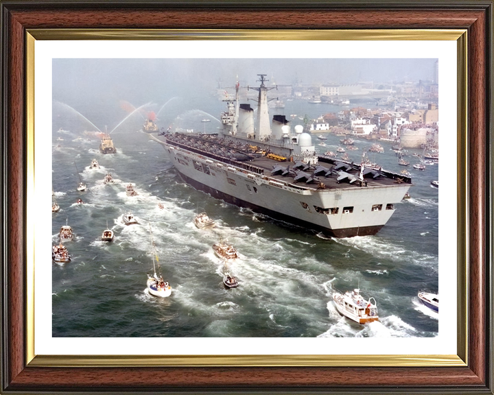 HMS Invincible R05 | Photo Print | Framed Print | Invincible Class | Aircraft Carrier | Royal Navy Hampshire Prints