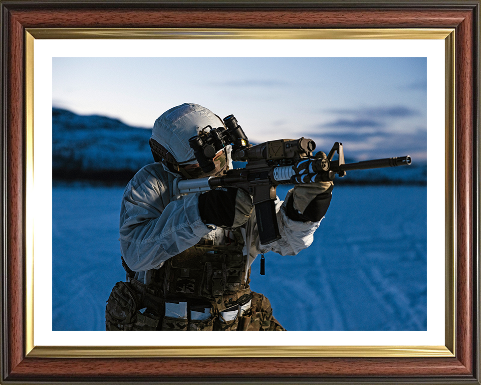 Royal Marine Commando in Snow Parka Photo Print Hampshire Prints 10 x 8 Classic Frame Yes
