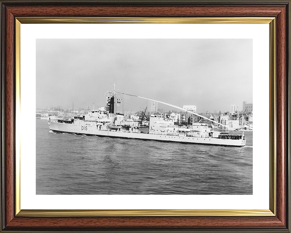 HMS Cavendish (D15) Royal Navy C Class Destroyer Paying Off Photo Print Wall Art Decor Posters, Prints, & Visual Artwork Hampshire Prints 10 x 8 Classic Frame Yes
