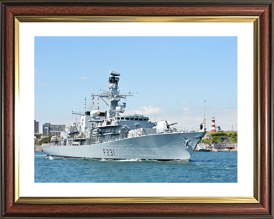 HMS Argyll (F231) Photo Print - Departs Plymouth 2014 - Royal Navy Type 23 Frigate Posters, Prints, & Visual Artwork Hampshire Prints 10 x 8 Classic Frame Yes