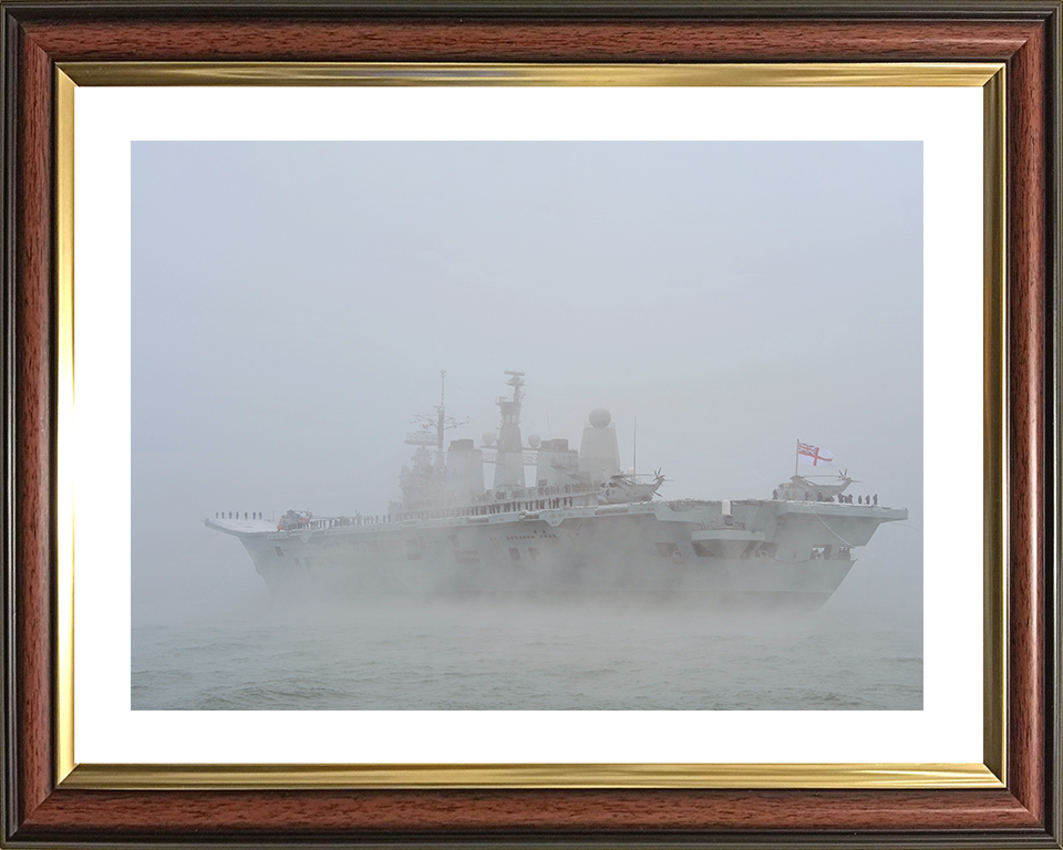 HMS Ark Royal (R07) Royal Navy Invincible Class Aircraft Carrier With Paying Off Pennant Photo Print Wall Art Decor Posters, Prints, & Visual Artwork Hampshire Prints 10 x 8 Classic Frame Yes