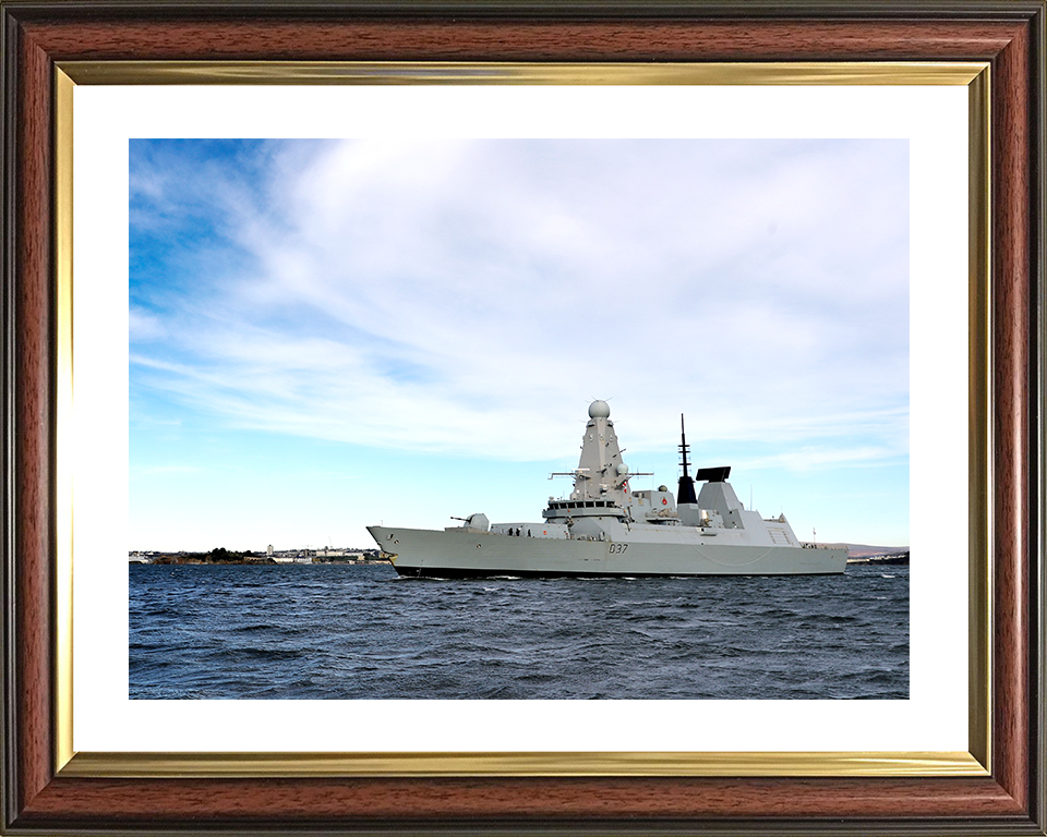 HMS Duncan (D37) Royal Navy Type 45 Destroyer Underway Port Beam View Photo Print Wall Art Decor Posters, Prints, & Visual Artwork Hampshire Prints 10 x 8 Classic Frame Yes