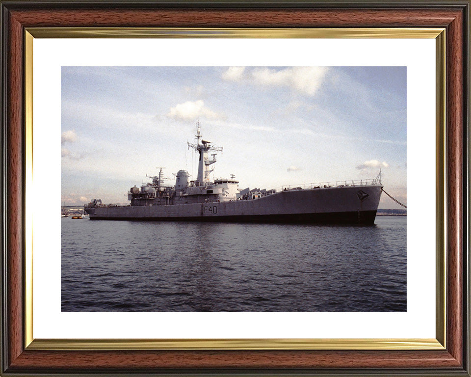 HMS Sirius F40 | Photo Print | Framed Print | Poster | Leander Class | Frigate | Royal Navy Hampshire Prints