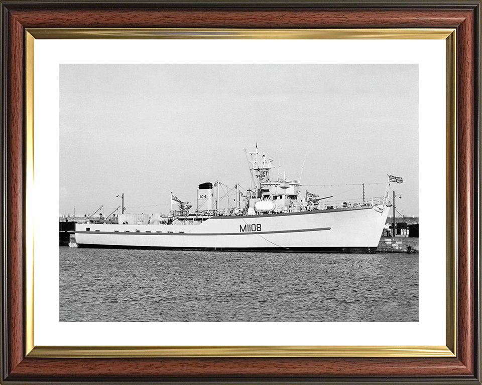 HMS Bevington (M1108) Royal Navy Ton Class Minesweeper Alongside Photo Print Wall Art Decor Posters, Prints, & Visual Artwork Hampshire Prints 10 x 8 Classic Frame Yes