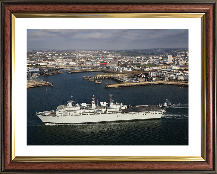 HMS Bulwark (L15) Royal Navy Albion Class Amphibious Ship Heading For Trials Photo Print Wall Art Decor Posters, Prints, & Visual Artwork Hampshire Prints 10 x 8 Classic Frame Yes
