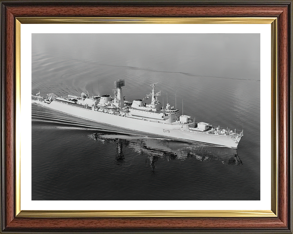 HMS Glamorgan D19 | Photo Print | Framed Print | County Class | Destroyer | Royal Navy Hampshire Prints
