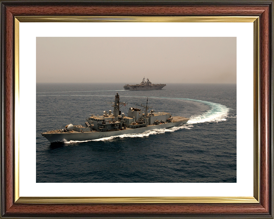 HMS Argyll (F231) Photo Print - Arabian Gulf 2005 - Royal Navy Type 23 Frigate Posters, Prints, & Visual Artwork Hampshire Prints 10 x 8 Classic Frame Yes