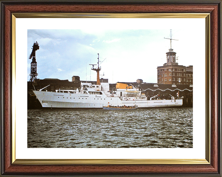 HMS Beagle (A319) Royal Navy Bulldog Class Survey Vessel Portsmouth 1982 Photo Print Wall Art Decor Posters, Prints, & Visual Artwork Hampshire Prints 10 x 8 Classic Frame Yes
