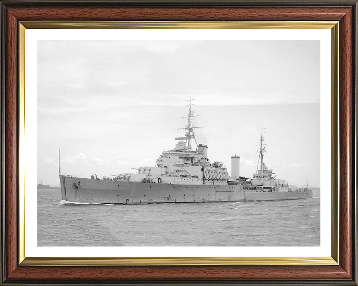 HMS Gambia (48) | Photo Print | Framed Print | Fiji Class | Light Cruiser | Royal Navy Hampshire Prints