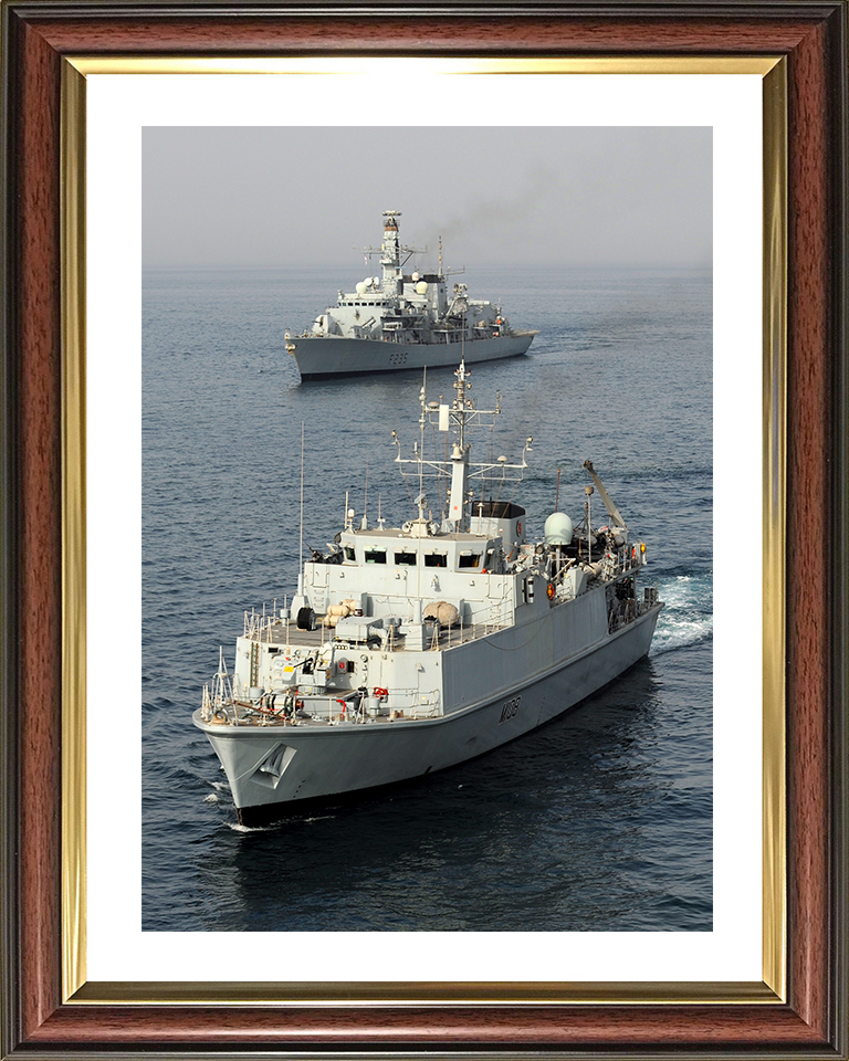 HMS Grimsby (M108) Photo Print - With HMS Montrose - Royal Navy Sandown Class Minehunter Hampshire Prints 10 x 8 Classic Frame Yes