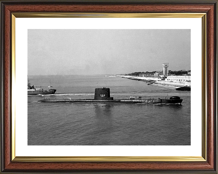 HMS Alderney (S66) (P416) Photo Print - Portsmouth - Royal Navy Amphion Class Submarine Hampshire Prints 10 x 8 Classic Frame Yes