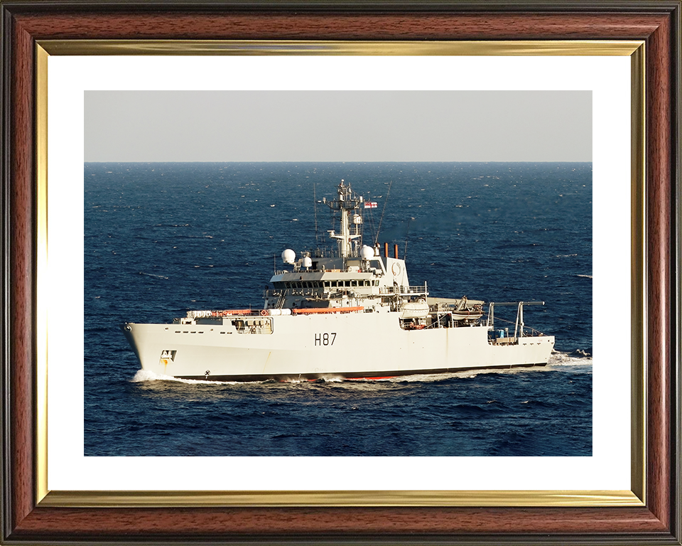 HMS Echo (H87) Royal Navy Echo Class Survey Vessel Port Side Photo Print Wall Art Decor Posters, Prints, & Visual Artwork Hampshire Prints 10 x 8 Classic Frame Yes
