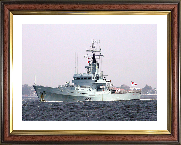HMS Dumbarton Castle (P265) Royal Navy Castle Class Patrol Vessel Port Side Photo Print Wall Art Decor Posters, Prints, & Visual Artwork Hampshire Prints 10 x 8 Classic Frame Yes