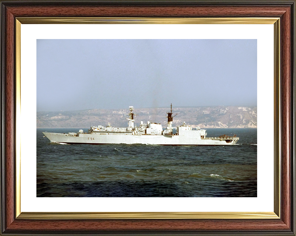 HMS Brave (F94) Royal Navy Type 22 Frigate Port Beam View Photo Print Wall Art Decor Posters, Prints, & Visual Artwork Hampshire Prints 10 x 8 Classic Frame Yes