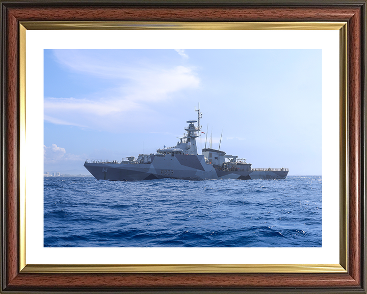 HMS Medway (P223) Photo Print - Puerto Rico 2025 - Royal Navy River Class Patrol Vessel Hampshire Prints 10 x 8 Classic Frame Yes