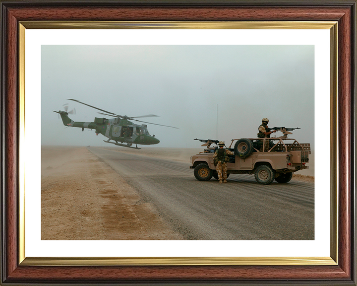 Army Air Corps Lynx Helicopter Basra Photo Print - British Army Hampshire Prints 10 x 8 Classic Frame Yes