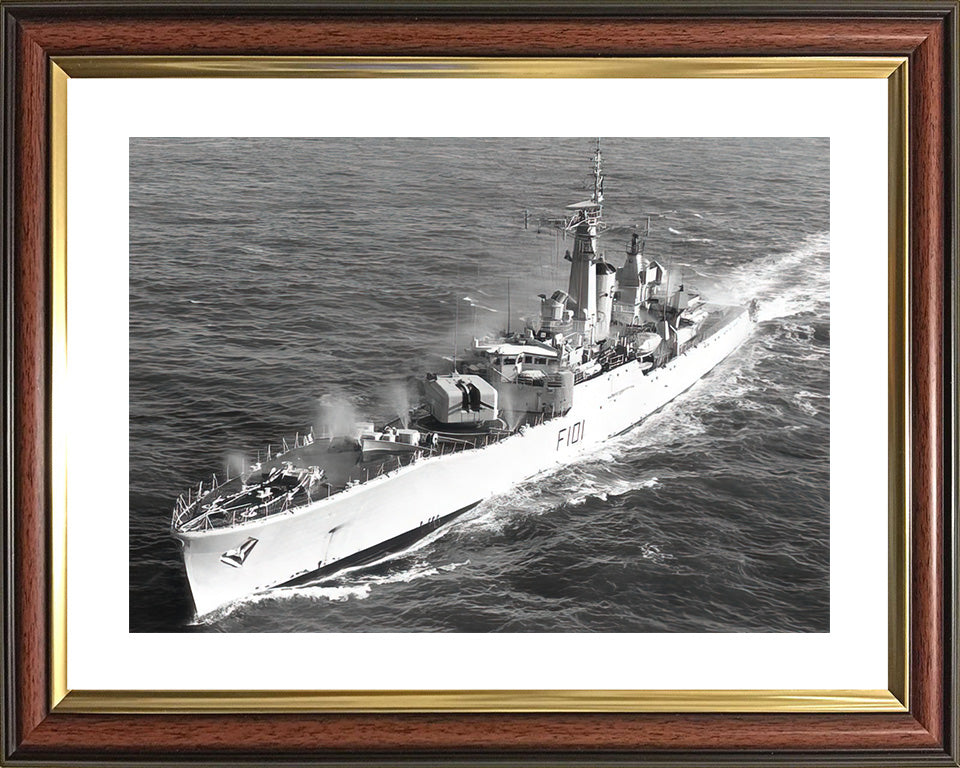 HMS Yarmouth F101 | Photo Print | Framed Print | Rothesay Class | Frigate | Royal Navy Hampshire Prints