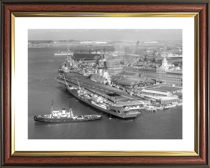 HMS Eagle (R05) Photo Print - Portsmouth 1964 - Royal Navy Audacious Class Aircraft Carrier Hampshire Prints 10 x 8 Classic Frame Yes