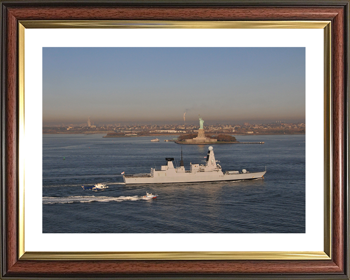 HMS Daring (D32) Royal Navy Type 45 Destroyer Entering New York 2010 Photo Print Wall Art Decor Posters, Prints, & Visual Artwork Hampshire Prints 10 x 8 Classic Frame Yes