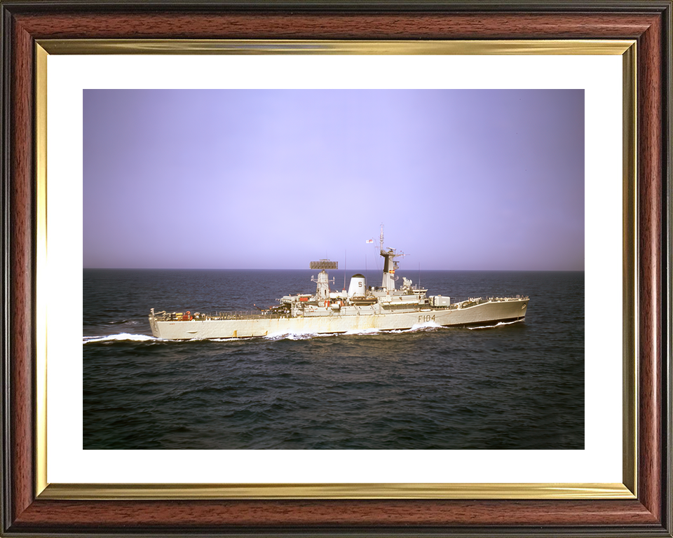 HMS Dido (F104) Royal Navy Leander Class Frigate Underway Starboard Beam View Photo Print Wall Art Decor Posters, Prints, & Visual Artwork Hampshire Prints 10 x 8 Classic Frame Yes