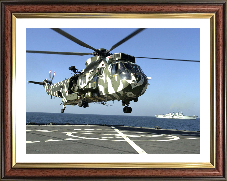Sea King Mk6 Helicopter from HMS Illustrious Photo Print - Royal Navy Aircraft Hampshire Prints 10 x 8 Classic Frame Yes