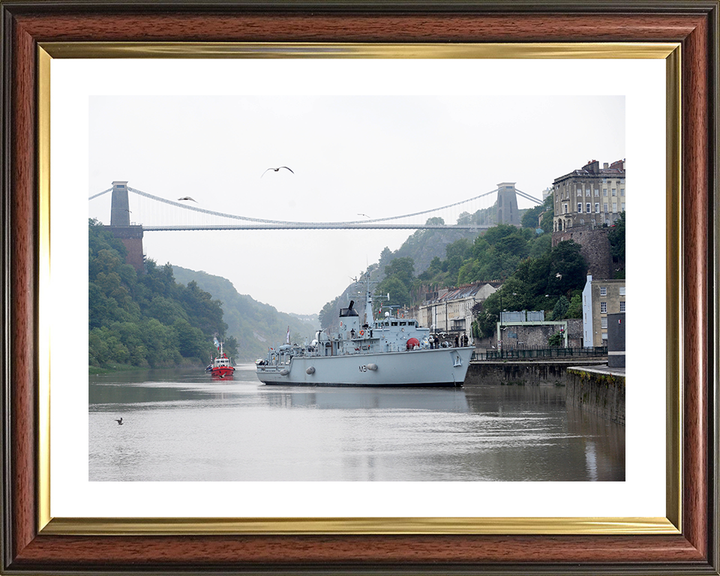 HMS Cattistock (M31) Royal Navy Hunt Class MineHunter Bristol 2011 Photo Print Wall Art Decor Posters, Prints, & Visual Artwork Hampshire Prints 10 x 8 Classic Frame Yes