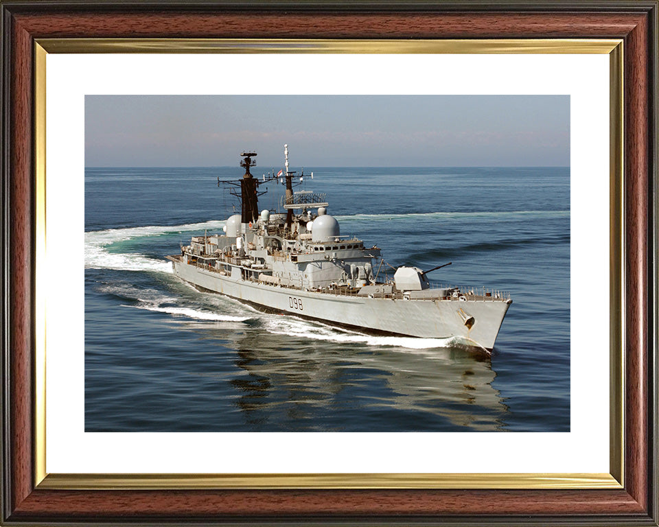 HMS York (D98) Photo Print - Turing to Port - Royal Navy Type 42 Destroyer Hampshire Prints 10 x 8 Classic Frame Yes