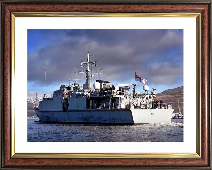 HMS Blyth (M111) Photo Print - Clyde 2009 - Royal Navy Sandown Class Minehunter Posters, Prints, & Visual Artwork Hampshire Prints 10 x 8 Classic Frame Yes