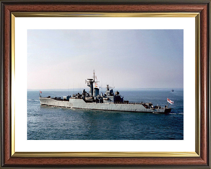 HMS Rhyl F129 | Photo Print | Framed Print | Poster | Rothesay Class | Frigate | Royal Navy Hampshire Prints