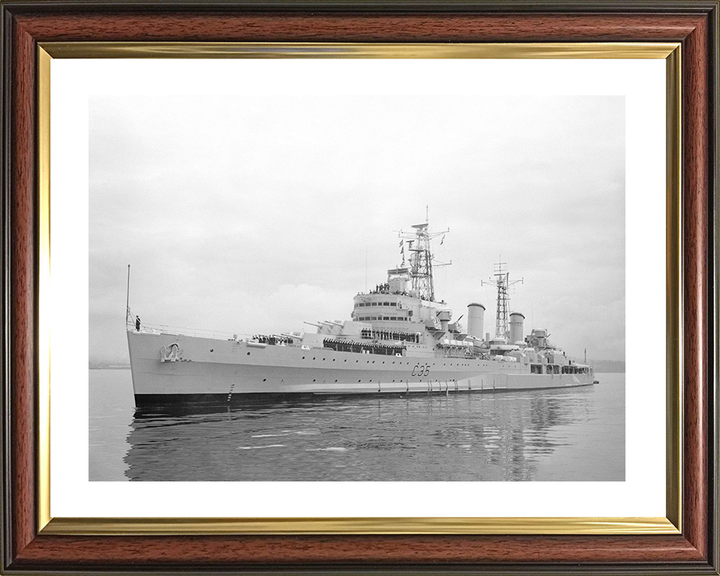 HMS Belfast (C35) Royal Navy Town Class Light Cruiser Leaving Harbour Photo Print Wall Art Decor Posters, Prints, & Visual Artwork Hampshire Prints 10 x 8 Classic Frame Yes