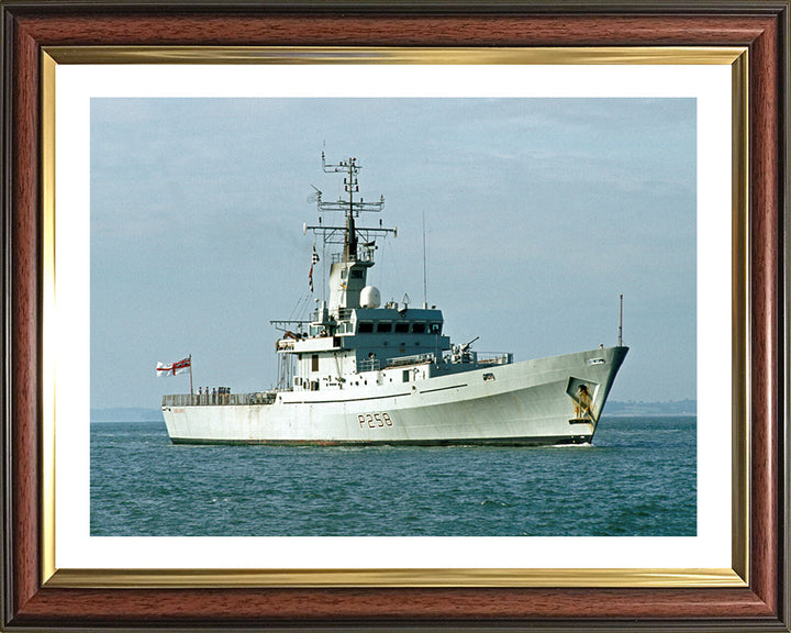HMS Leeds Castle P258 | Photo Print | Framed Print | Castle Class | Patrol Vessel | Royal Navy Hampshire Prints