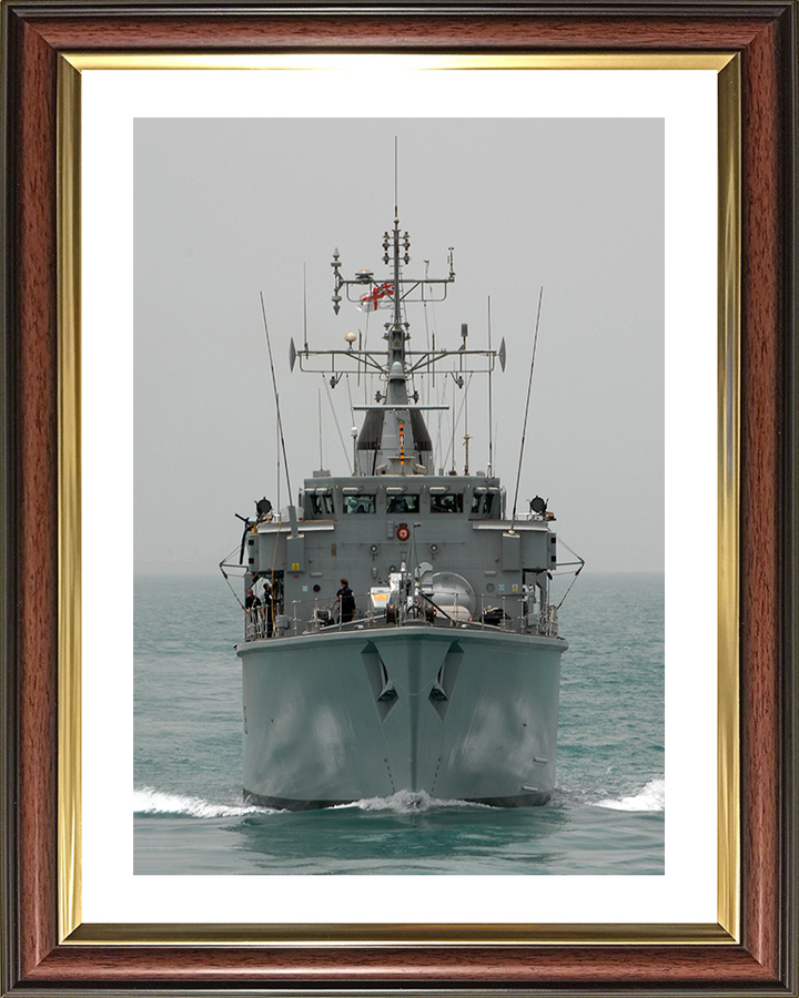 HMS Atherstone (M38) Photo Print - At Sea 2009 - Royal Navy Hunt Class Mine Warfare Vessel Hampshire Prints 10 x 8 Classic Frame Yes
