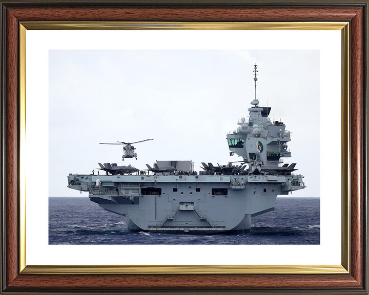 HMS Queen Elizabeth R08 | Photo Print | Framed Print | Queen Elizabeth Class | Aircraft Carrier | Royal Navy Hampshire Prints