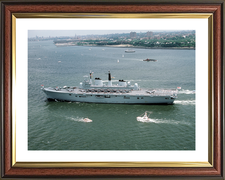 HMS Ark Royal (R07) Royal Navy Invincible Class Aircraft Carrier New York 1986 Photo Print Wall Art Decor Posters, Prints, & Visual Artwork Hampshire Prints 10 x 8 Classic Frame Yes