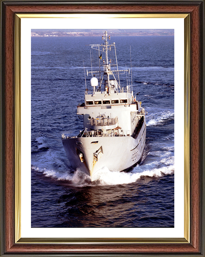 HMS Guernsey (P297) Photo Print - Bow View – Royal Navy Island Class Patrol Vessel Hampshire Prints 10 x 8 Classic Frame Yes