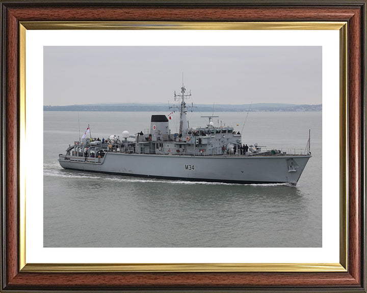 HMS Middleton M34 | Photo Print | Framed Print | Hunt Class | Mine Warfare Vessel | Royal Navy Hampshire Prints