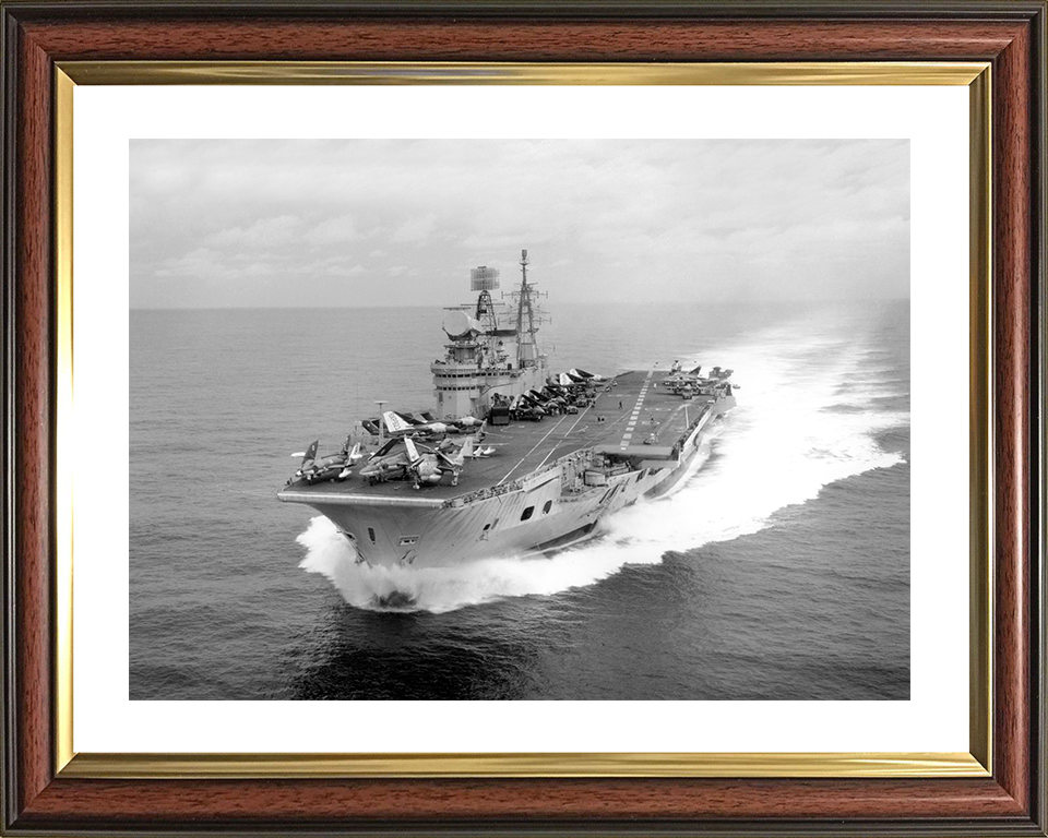 HMS Eagle (R05) Royal Navy Audacious Class Aircraft Carrier At Speed Photo Print Wall Art Decor Posters, Prints, & Visual Artwork Hampshire Prints 10 x 8 Classic Frame Yes
