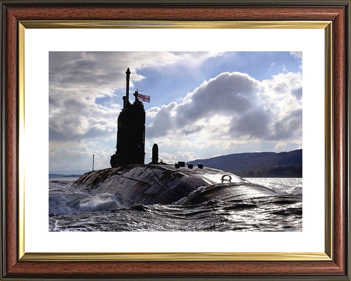 HMS Superb S109 Submarine | Photo Print | Framed Print | Swiftsure Class | Royal Navy Hampshire Prints