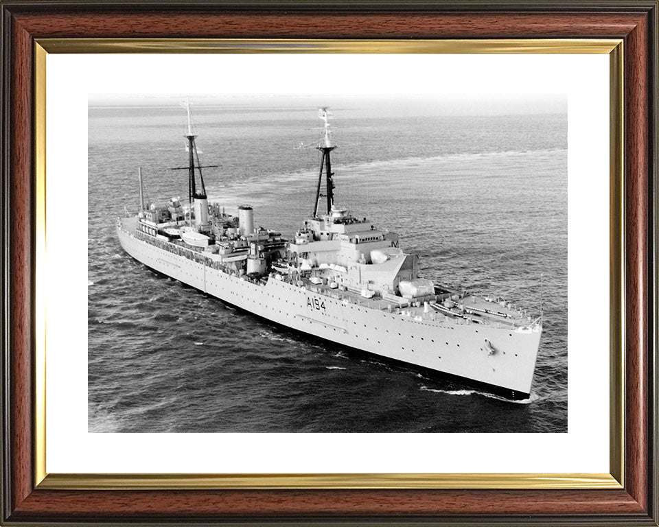 HMS Tyne A194 | Photo Print | Framed Print | hecla Class | Depot Ship | Royal Navy Hampshire Prints