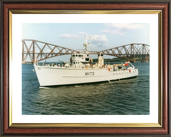 HMS Pollington M1173 | Photo Print | Framed Print | Ton Class | Minesweeper | Royal Navy Hampshire Prints