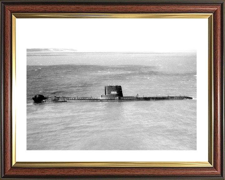 HMS Alderney (S66) (P416) Photo Print - Port Beam View - Royal Navy Amphion Class Submarine Hampshire Prints 10 x 8 Classic Frame Yes