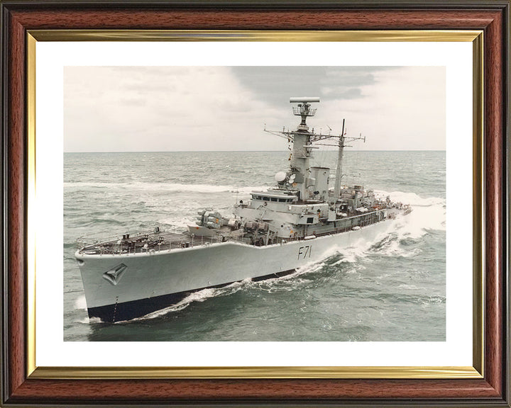 HMS Scylla F71 | Photo Print | Framed Print | Leander Class | Frigate | Royal Navy Hampshire Prints