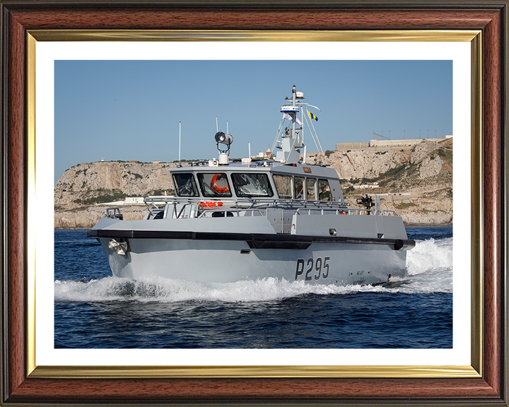 HMS Cutlass (P295) Photo Print - Underway - Royal Navy Cutlass Class Patrol Vessel Hampshire Prints 10 x 8 Classic Frame Yes
